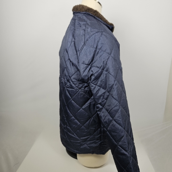 Barn Jacket By Weatherproof ~ quilted waterproof blue w/ brown sherpa lining - Picture 10 of 16